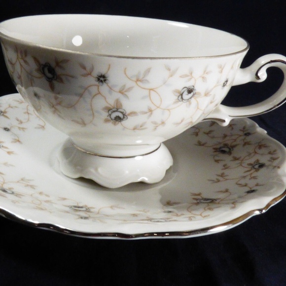 Tea cup & saucer set Mitterteich Bavaria Germany Lady Linda blue rose pattern - Picture 2 of 8